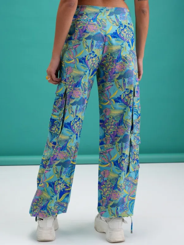  Tokyo Talkies Women Blue Printed Regular Fit Casual Trousers