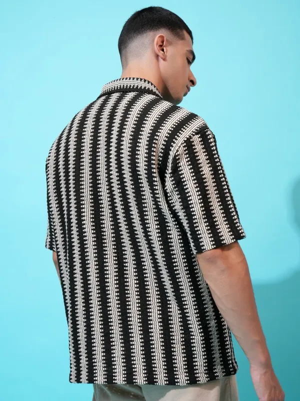  Highlander Men Black Self Design Oversized Fit Casual Shirts