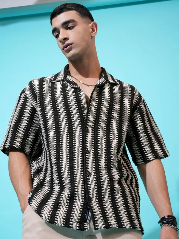  Highlander Men Black Self Design Oversized Fit Casual Shirts