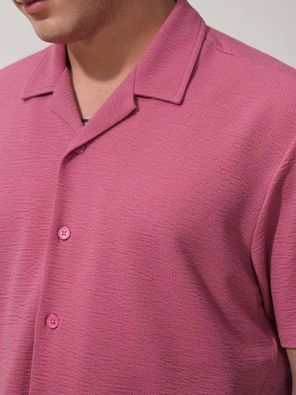  Locomotive Men Pink Self Design Relaxed Fit Casual Shirts