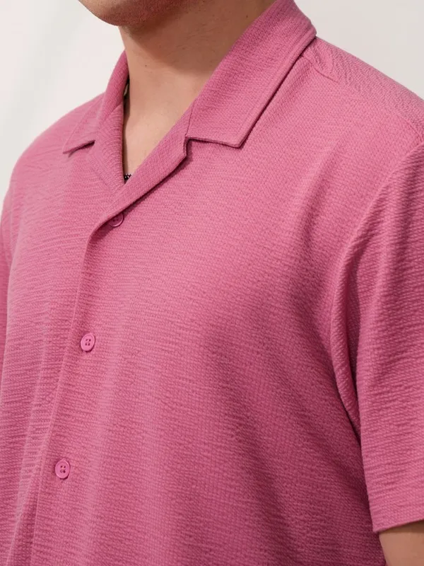  Locomotive Men Pink Self Design Relaxed Fit Casual Shirts