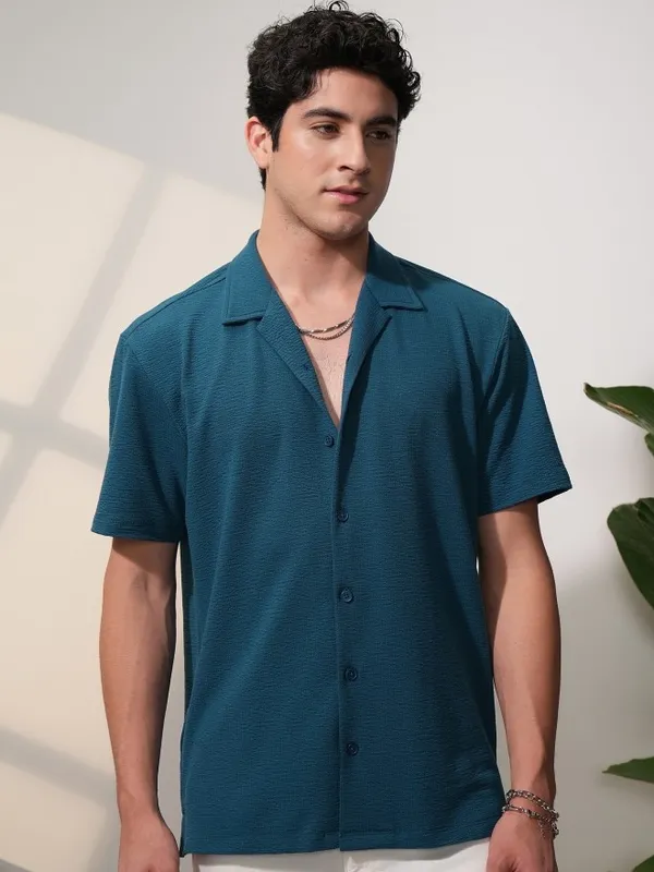  Locomotive Men Teal Self Design Relaxed Fit Casual Shirts