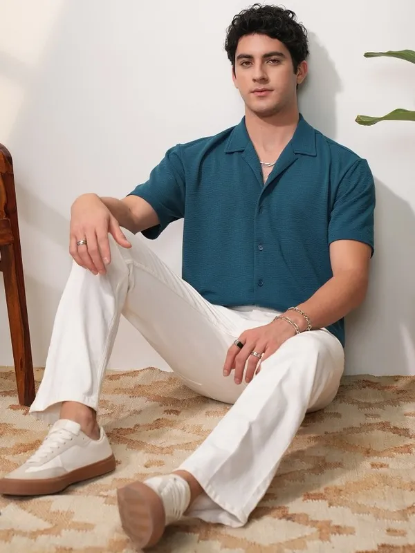  Locomotive Men Teal Self Design Relaxed Fit Casual Shirts