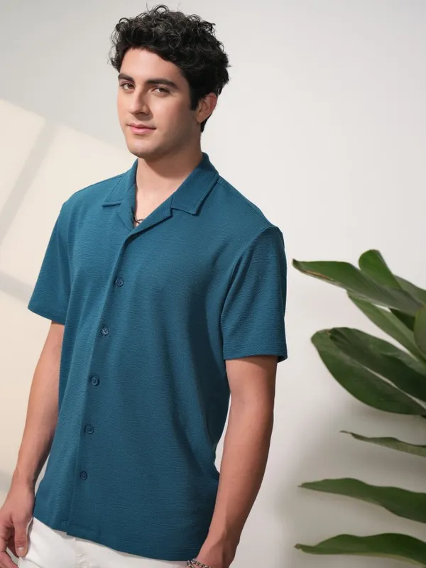  Locomotive Men Teal Self Design Relaxed Fit Casual Shirts