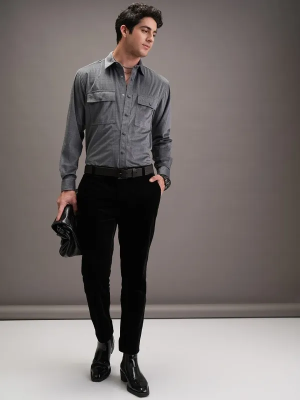 Locomotive Men Grey Textured Oversized Fit Casual Shirt