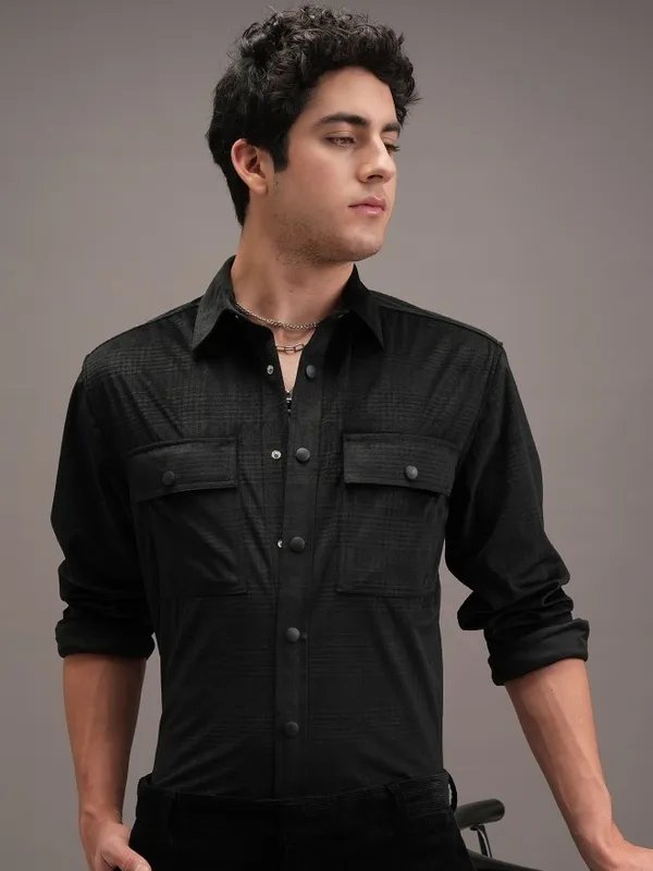  Locomotive Men Black Self Design Oversized Fit Casual Shirts