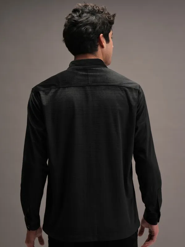  Locomotive Men Black Self Design Oversized Fit Casual Shirts