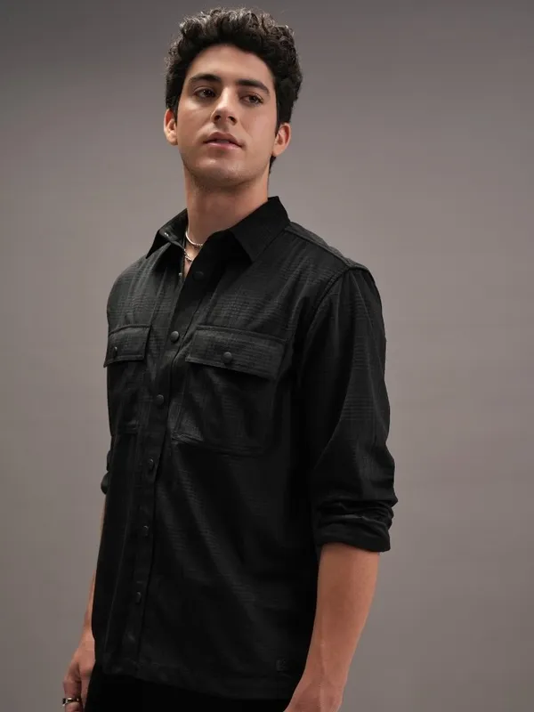 Locomotive Men Black Self Design Oversized Fit Casual Shirts