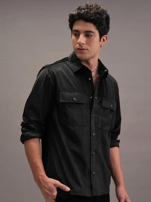  Locomotive Men Black Self Design Oversized Fit Casual Shirts