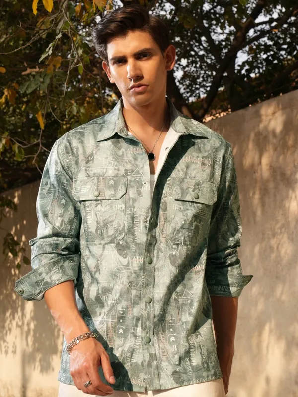  Locomotive Men Green Printed Oversized Fit Casual Shirts