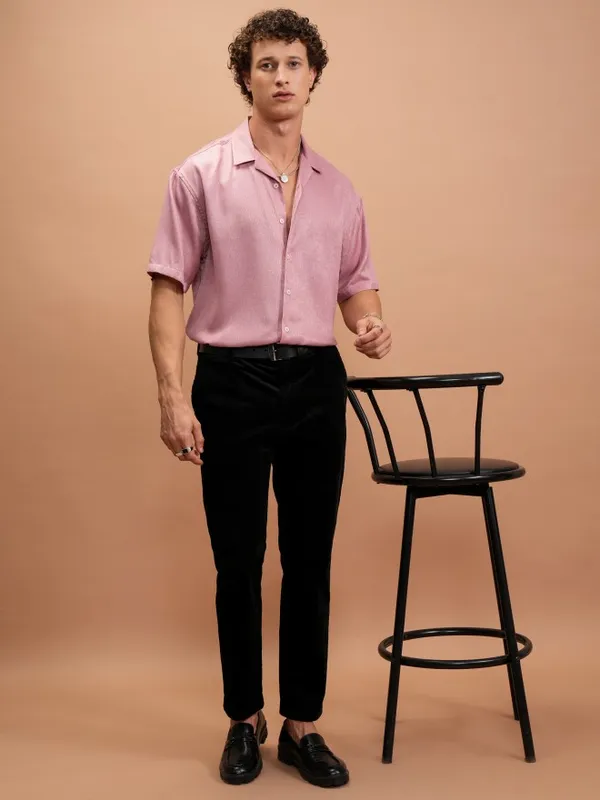  Highlander Men Pink Self Design Oversized Fit Casual Shirts