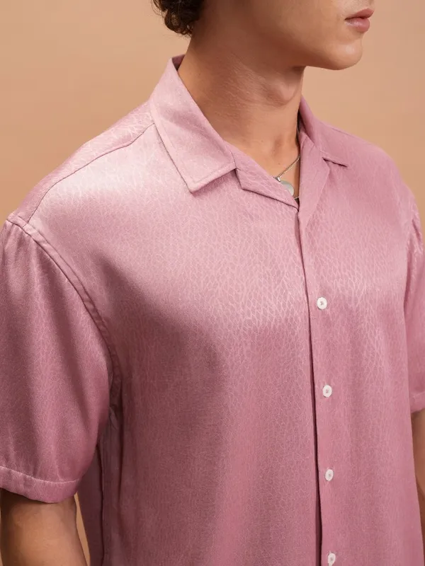  Highlander Men Pink Self Design Oversized Fit Casual Shirts