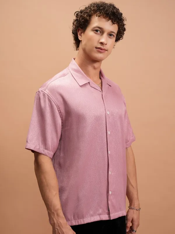  Highlander Men Pink Self Design Oversized Fit Casual Shirts
