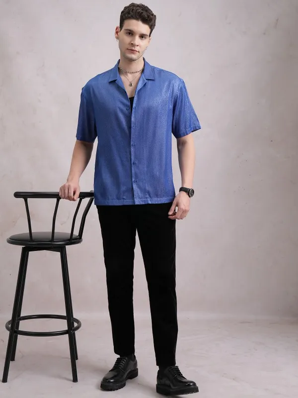  Highlander Men Blue Self Design Oversized Fit Casual Shirts