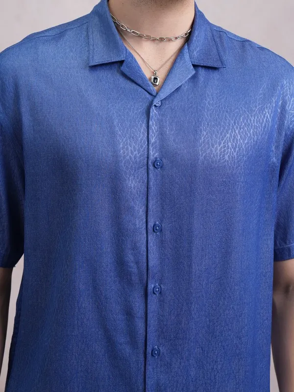  Highlander Men Blue Self Design Oversized Fit Casual Shirts