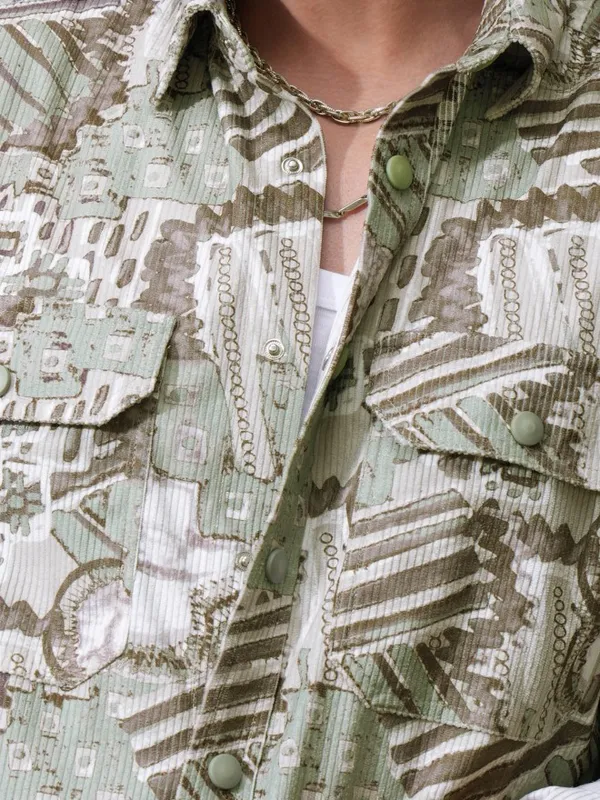  Locomotive Men Green Printed Oversized Fit Casual Shirts