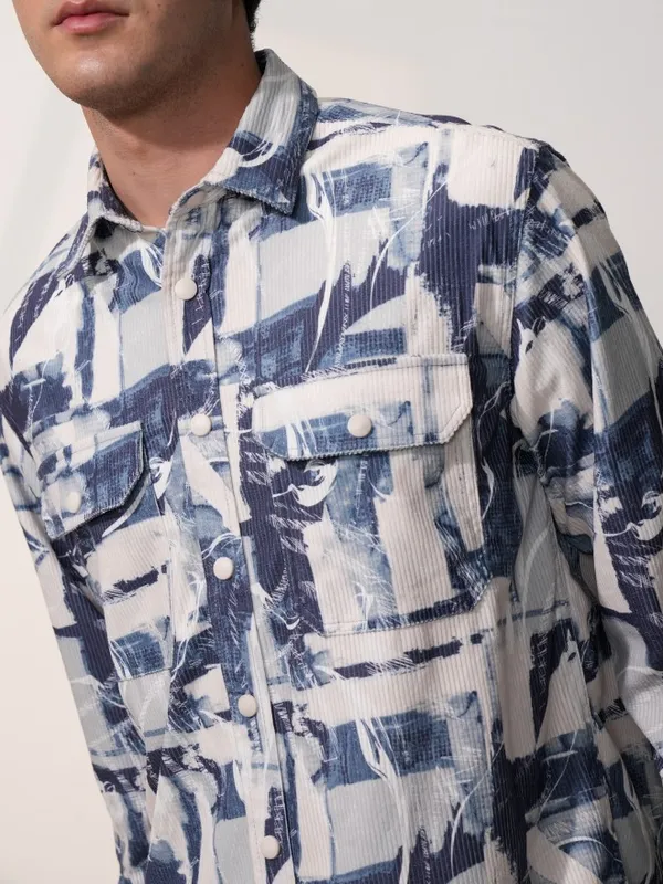  Locomotive Men Blue Printed Oversized Fit Casual Shirts