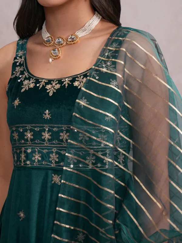 Vishudh Women Teal Embroidered Kurta With Sharara And Dupatta