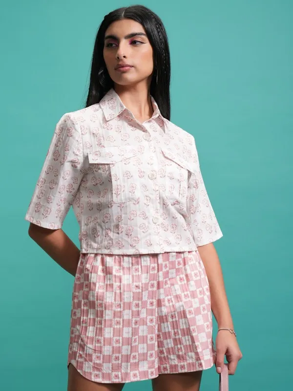 Tokyo Talkies Women Peach Shirt With Shorts Co-Ords