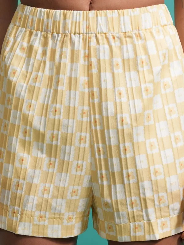 Tokyo Talkies Women Yellow Shirt With Shorts Co-Ords