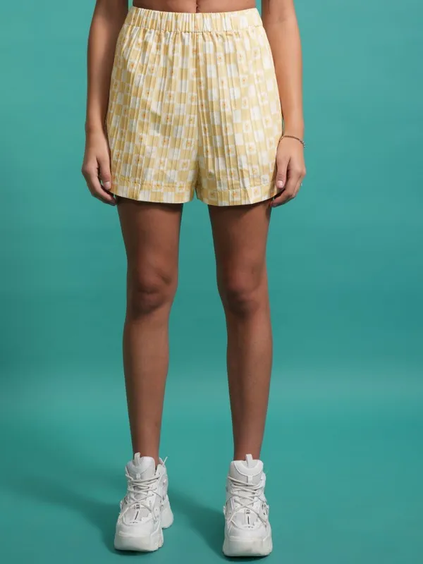 Tokyo Talkies Women Yellow Shirt With Shorts Co-Ords