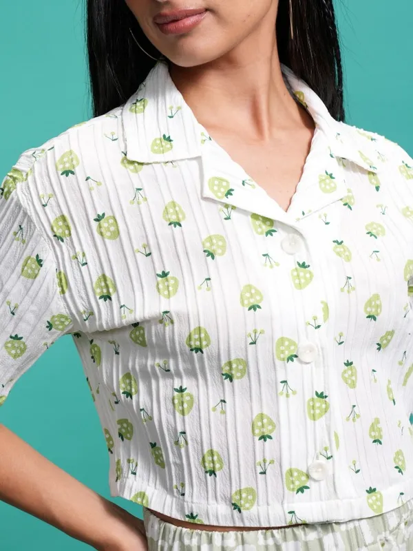  Tokyo Talkies Women Green Printed Casual Shirts
