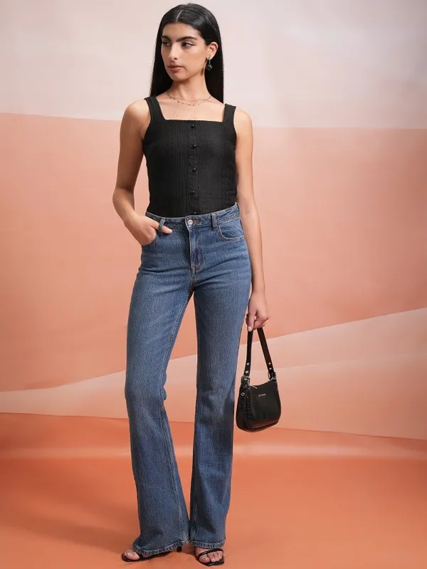 Solid Regular Top