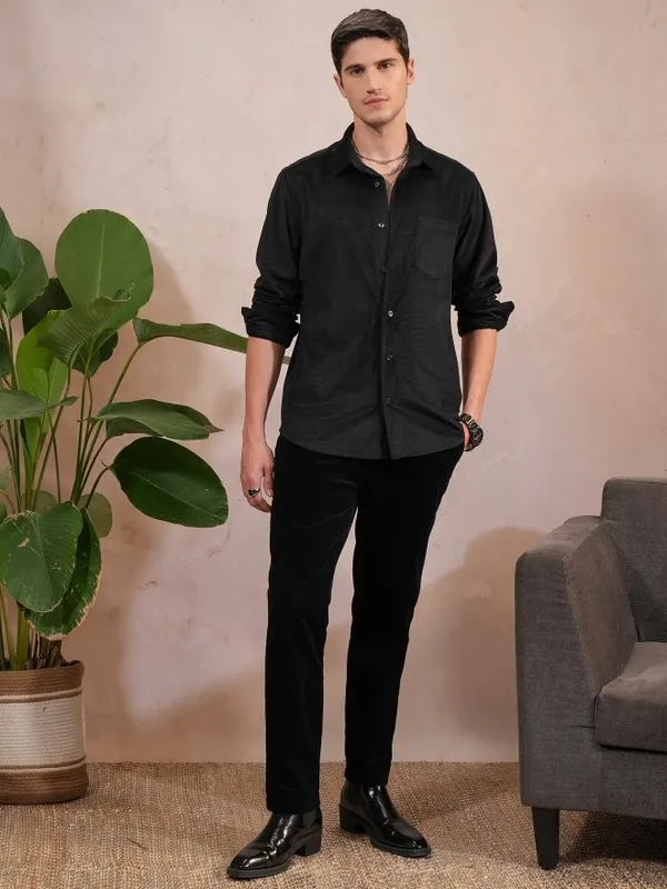 Men Slim Fit Casual Shirt