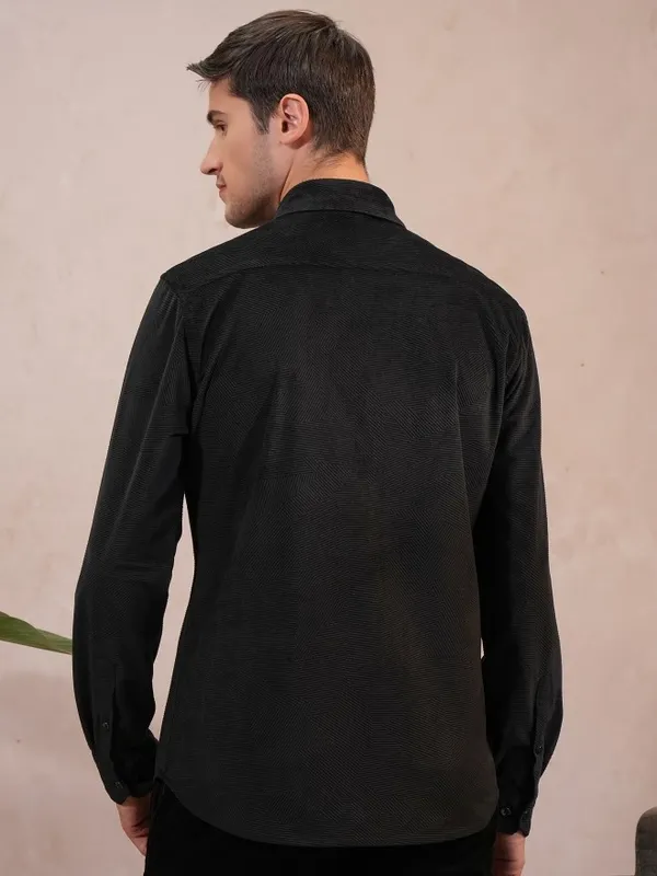 Men Slim Fit Casual Shirt