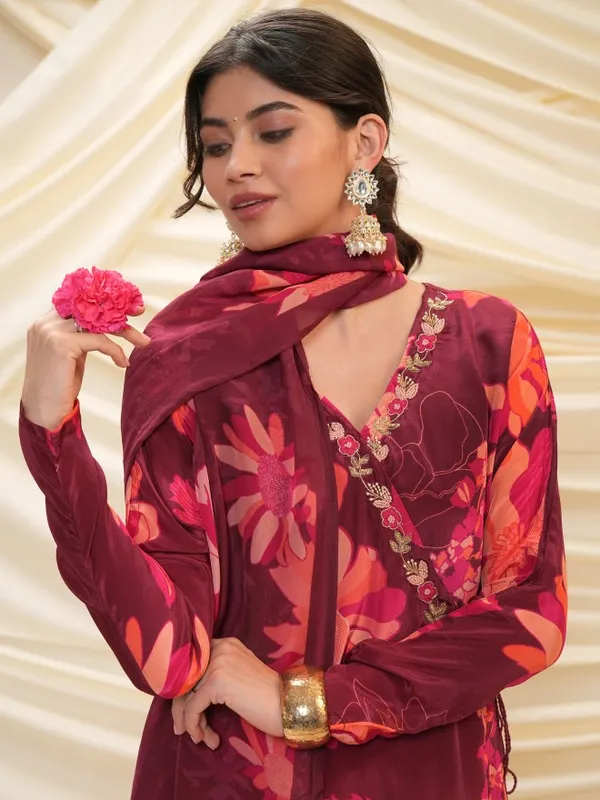 Women Kurta With Palazzo & Dupatta