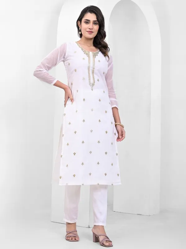  Vishudh  Women White Embroidered Kurta Sets