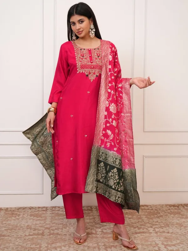 Women Kurta With Trouser And Dupatta