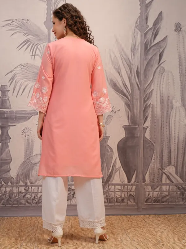 Embroidered Straight Kurta