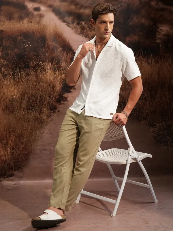  Locomotive Men White Self Design Regular Fit Casual Shirts