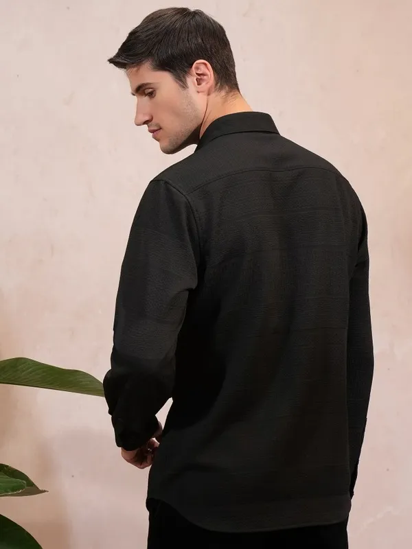 Men Slim Fit Casual Shirt