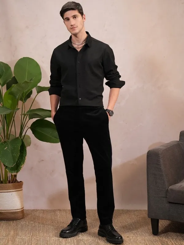 Locomotive Men Black Textured Slim Fit Casual Shirt