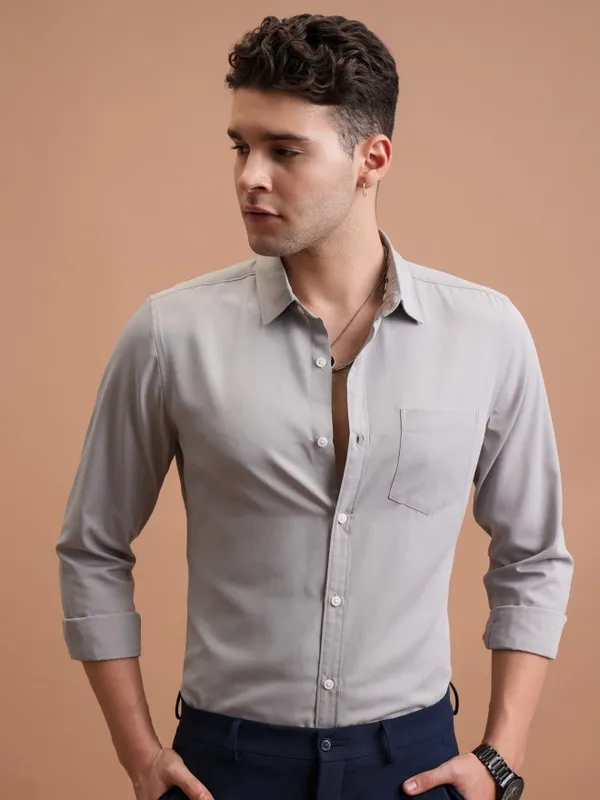 Men Slim Fit Casual Shirt