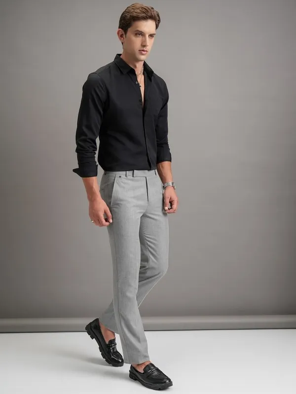  Highlander Men Black Solid Slim Fit Casual Shirts
