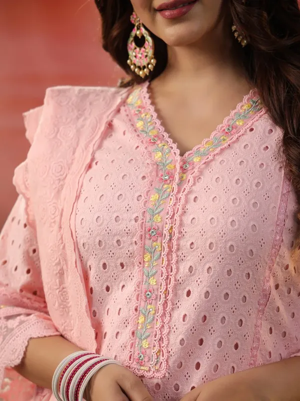 Women Kurta With Trousers & Dupatta