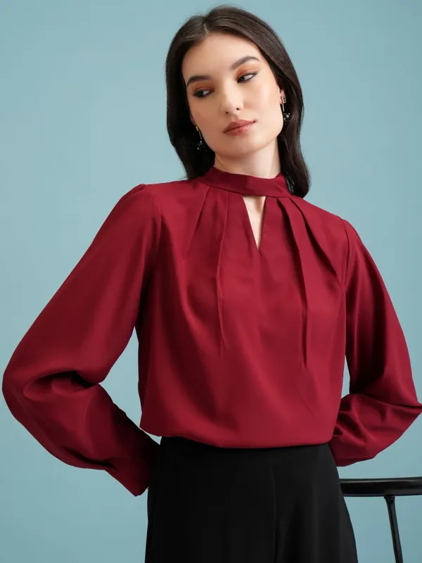  Tokyo Talkies Women Maroon Solid Blouson Tops