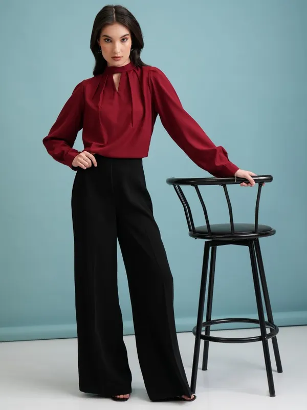  Tokyo Talkies Women Maroon Solid Blouson Tops