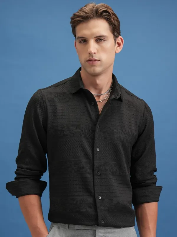  Locomotive Men Black Self Design Slim Fit Casual Shirts