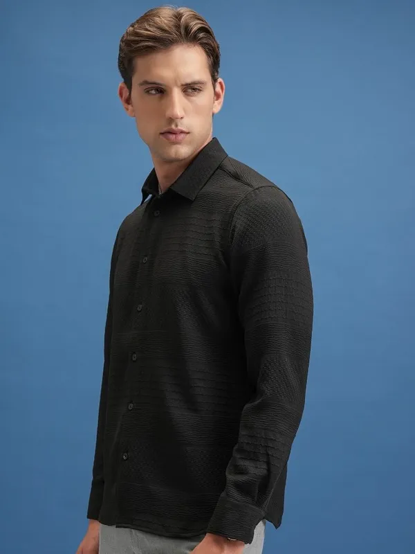  Locomotive Men Black Self Design Slim Fit Casual Shirts