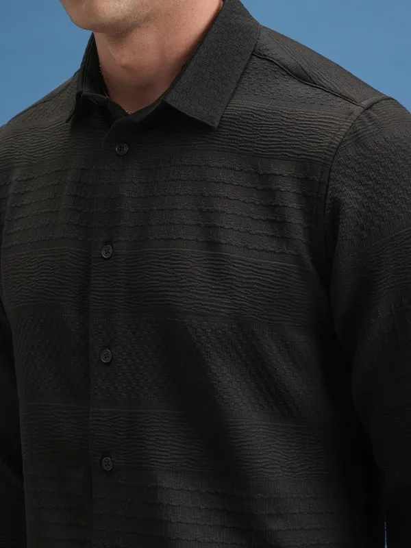  Locomotive Men Black Self Design Slim Fit Casual Shirts