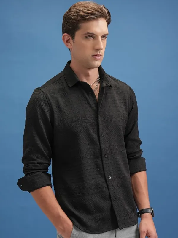  Locomotive Men Black Self Design Slim Fit Casual Shirts