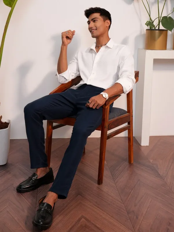  Locomotive Men White Self Design Slim Fit Casual Shirts