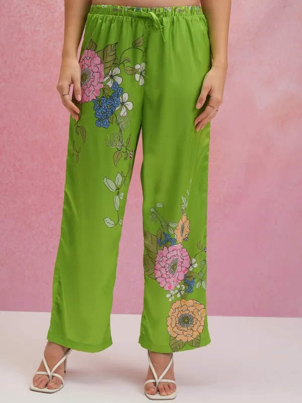 Tokyo Talkies Women Green Shirt With Trouser Co-Ords