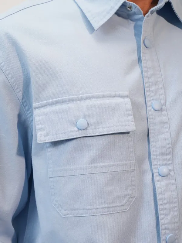  Locomotive Men Blue Solid Slim Fit Casual Shirts