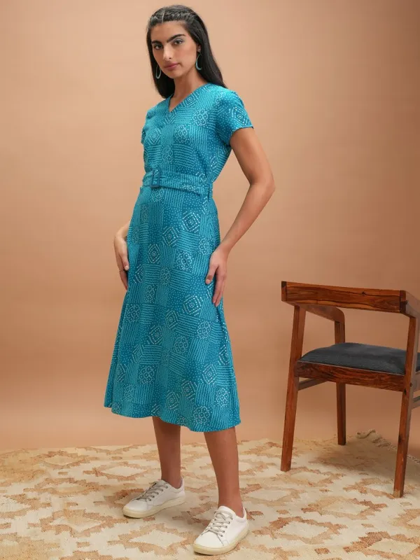 Vishudh Women Blue Printed A-Line Dress