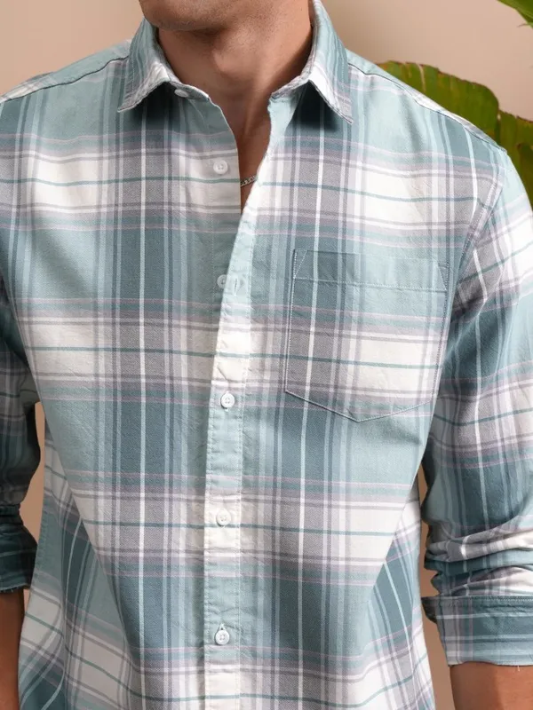  Locomotive Men Teal Checked Regular Fit Casual Shirts